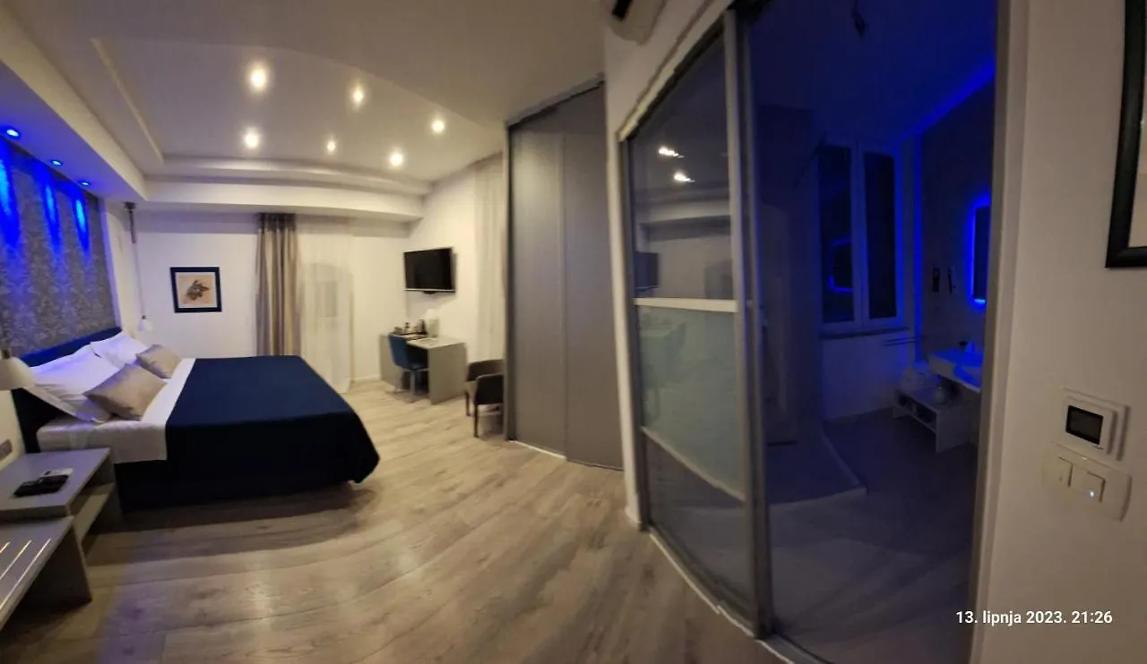게스트하우스 Argenta Luxury Room 스플리트